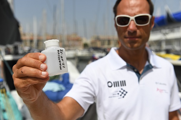 OMM Alize Ocean Racing-mikroplastik örneği