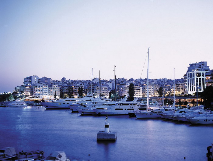 Doğuş Yunanistan'ın en büyük marina zincirini aldı