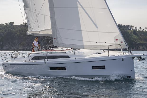 Beneteau Oceanis 37.1 Boot Düsseldorf'ta!