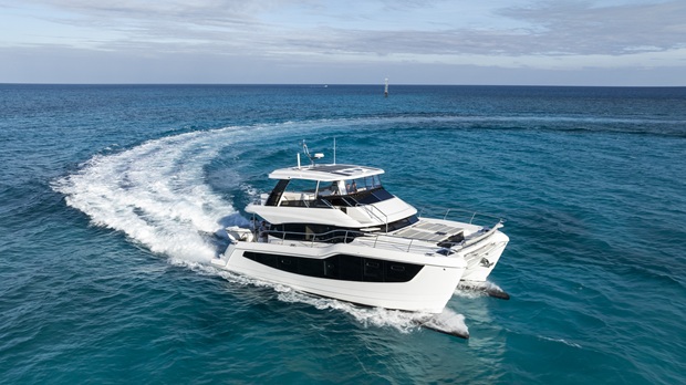 Yeni motorlu katamaran ''Aquila 50 Yacht'' ile tanışın!