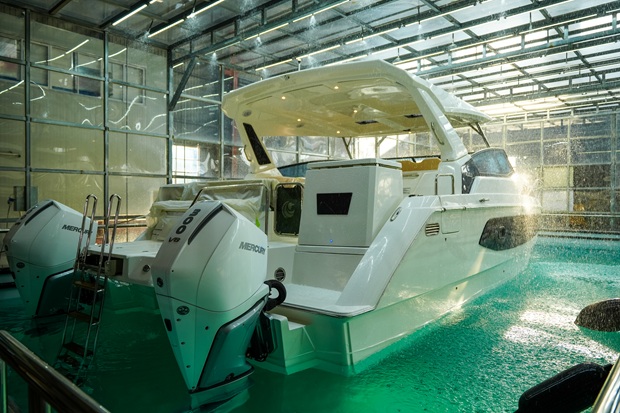 Tezmarin, Aquila Best EMEA Dealer ödülünü aldı!