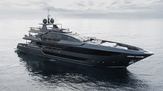 40 Metre Riva ''Lady First'' Satışta!