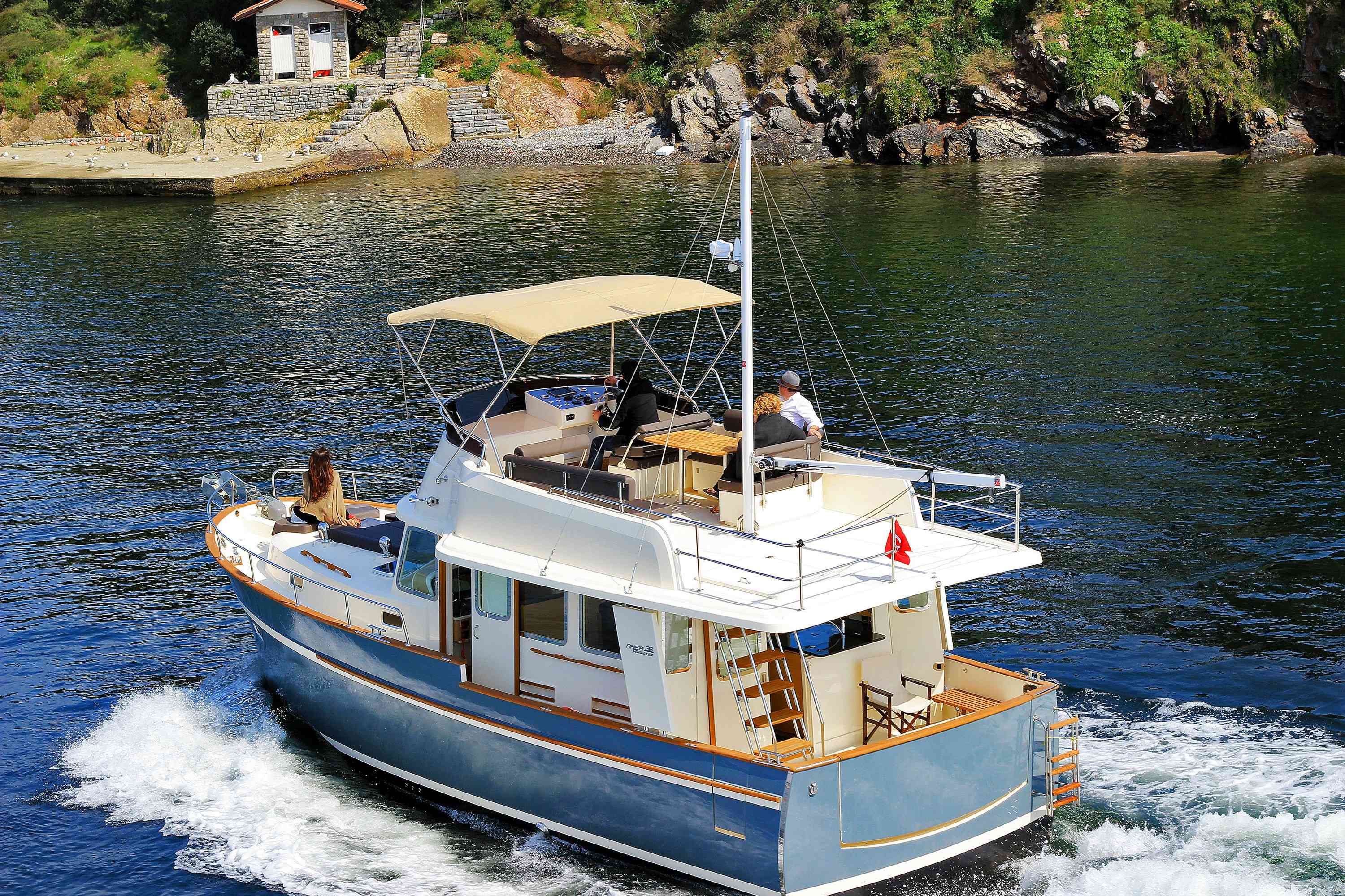 Rhea Trawler 36