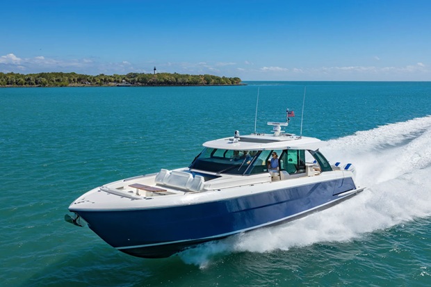Tiara 56 LS